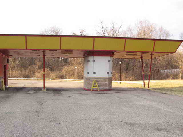 Dixie Twin Drive-In - 2006 Photo